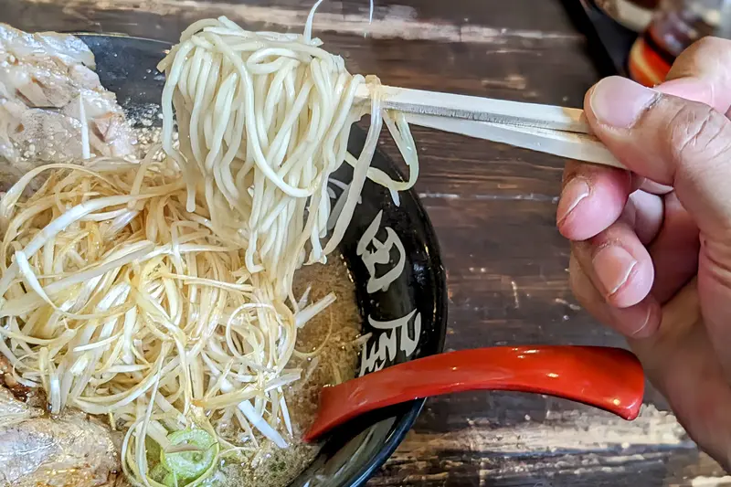 村田屋　麺上げ