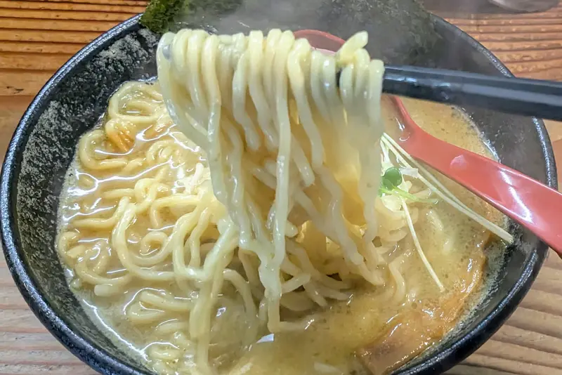 貝ガラ屋　麺