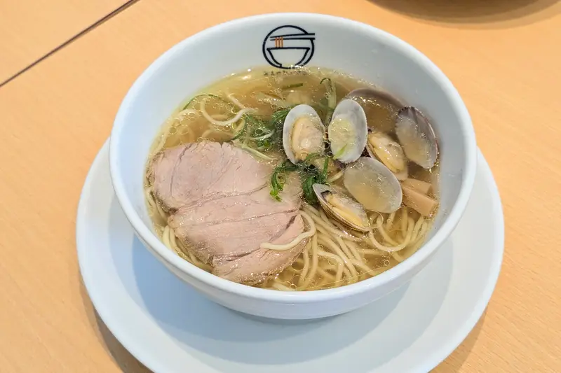 らぁ麺食堂 吉凛_貝だし塩らぁ麺