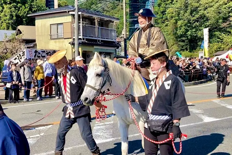 第28回甲州街道小原宿本陣祭_騎乗