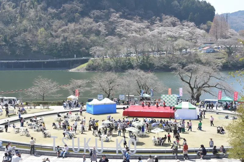 さくらまつり風景