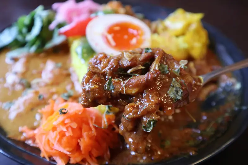 MOGUMOGU カレーアップ(チキン)
