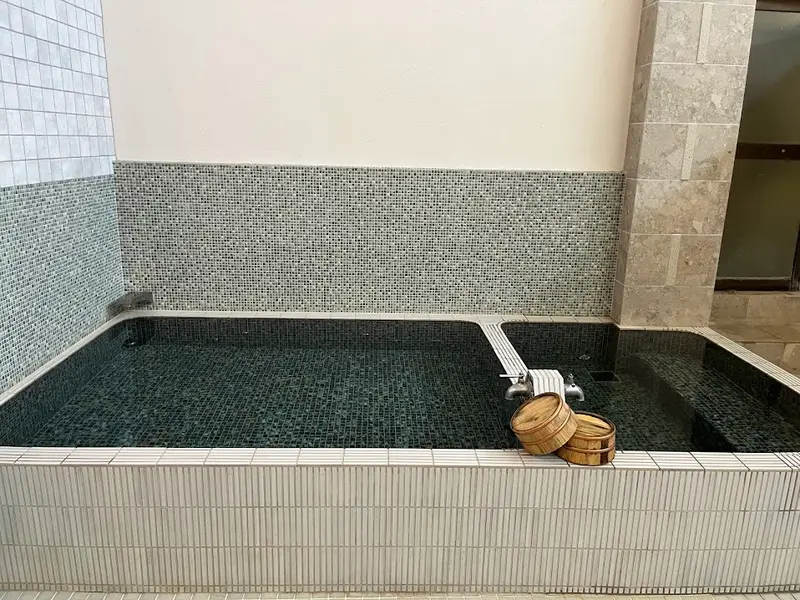しずの湯　白湯