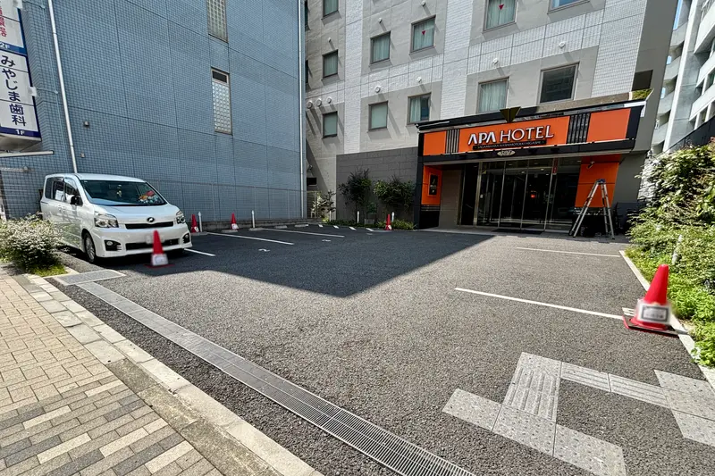 アパホテル 相模原橋本駅東_専用駐車場