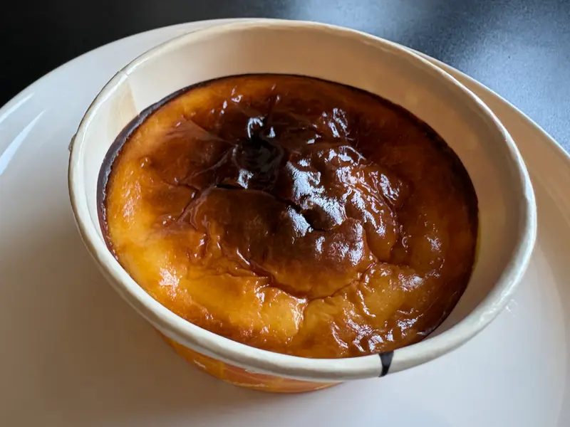 クレープショップSARU淵野辺店_カップバスクチーズケーキ