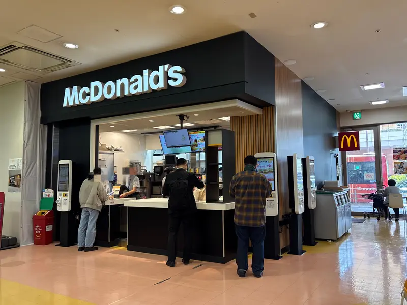 マクドナルドイオン橋本店_リニューアル