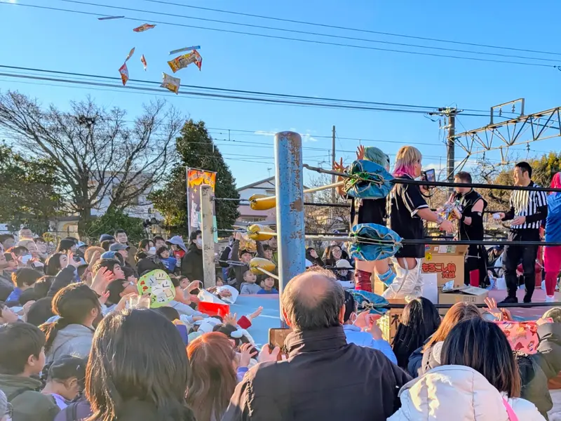 相プロ9　お菓子まき