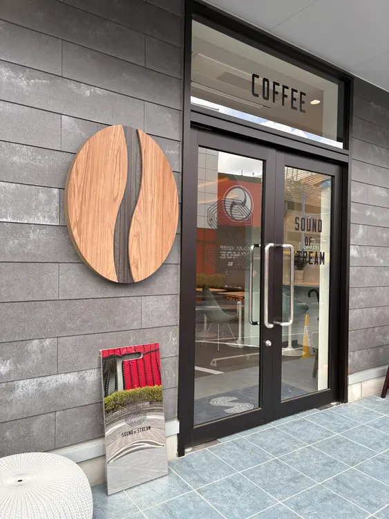 SOUND of STREAM Cafe_店舗入口