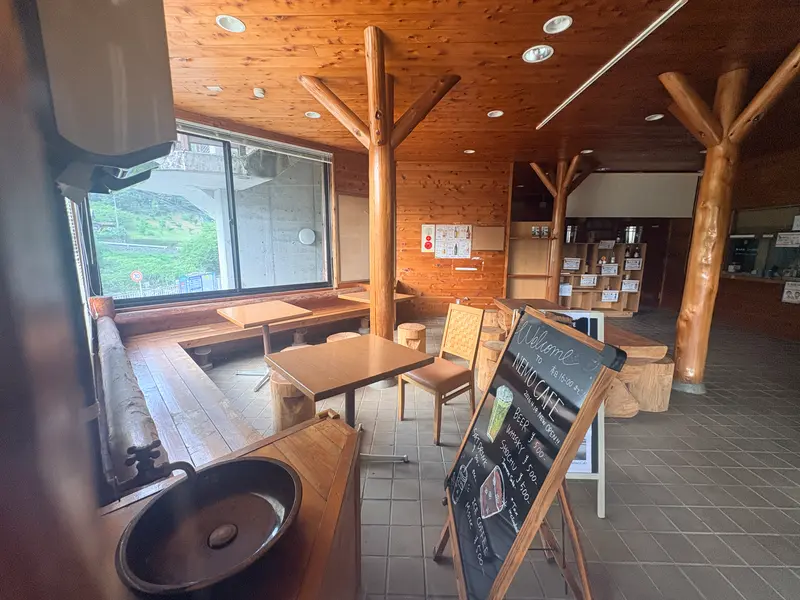 Marika　店内