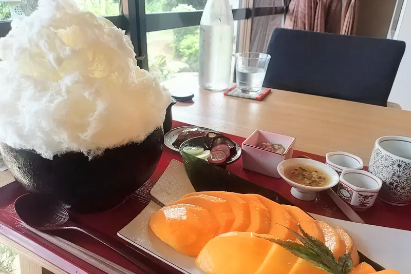 『フルーツかき氷定食』が食べられる、相模原市緑区長竹に2026年7月11日オープンの『たすく』_『マンゴーかき氷定食』