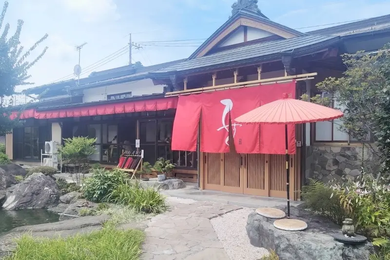 『フルーツかき氷定食』が食べられる、相模原市緑区長竹に2026年7月11日オープンの『たすく』_外観