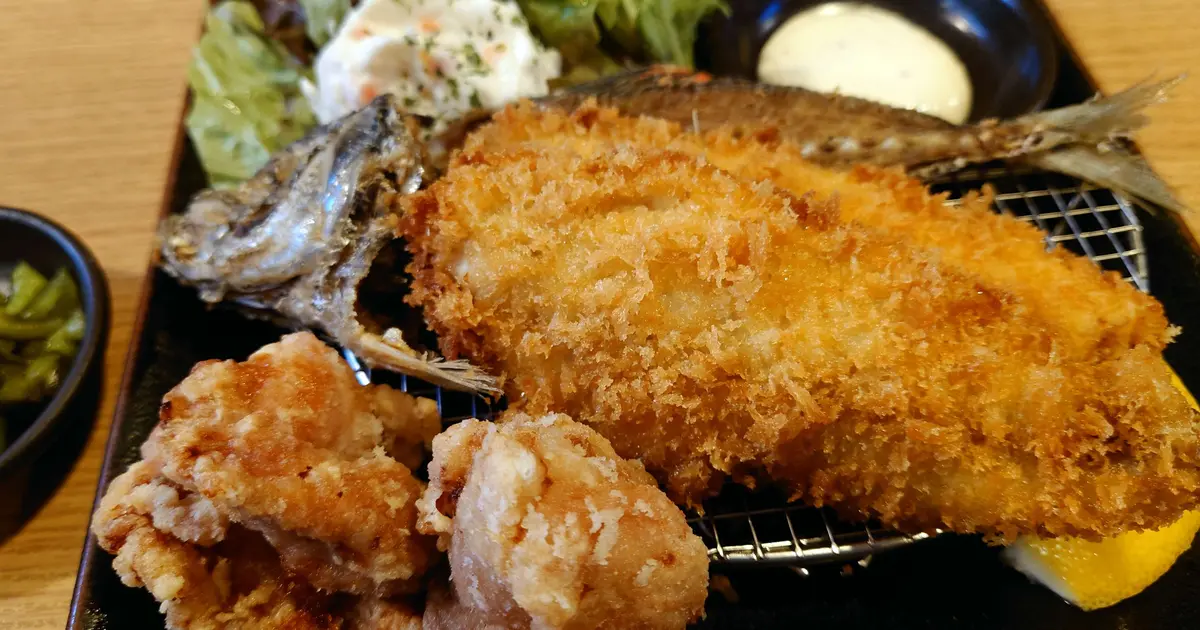 リピーター続出！噂の“さくふわアジフライ”が食べられる相模原の注目店