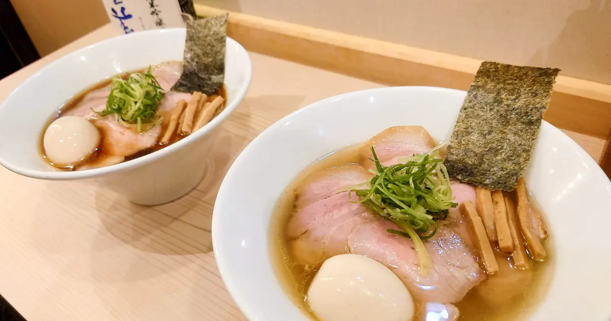 TRYラーメン大賞入賞！『ラーメンLab ろじっく』で味わう、計算された