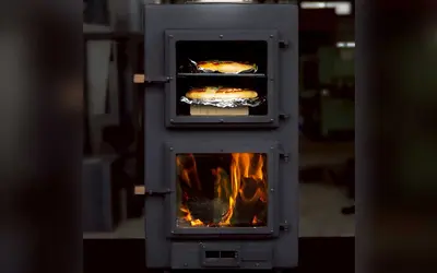 お家で“小さな焚き火時間”を。CAMP&CRAFTが提案する癒しの薪ストーブ