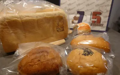 給食パン69年の実績！もちふわ食感が魅力の『715ベーカリー』