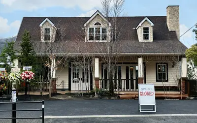 相模湖にアメリカンダイナーがオープン！豪快ハンバーガーとステーキ