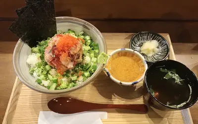 一杯で3度おいしい！相模大野の新店『旬肴家やえい』の『海鮮胡麻だれ丼』を実食
