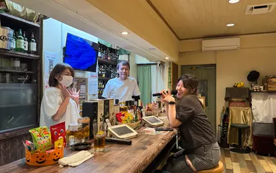60分2,000円で飲み放題＆歌い放題！淵野辺『楽だ』で名物“伯方の塩チャレンジ”に挑戦