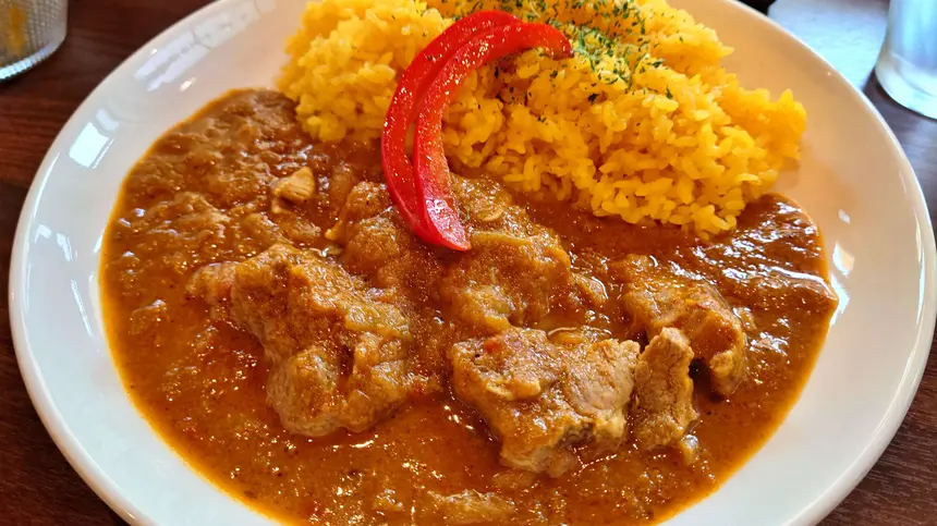 1日限定30食！グルテンフリーの愛情たっぷりスパイスカレー『Curry Kitchen 梟(アウル)』