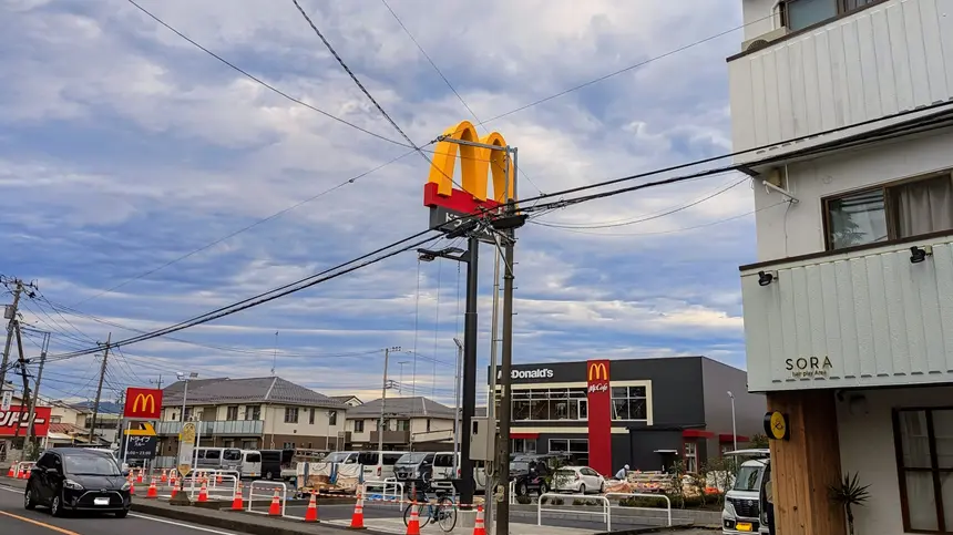 『マクドナルド津久井街道橋本店』10/30オープン予定！ドライブスルーのある大型店舗！