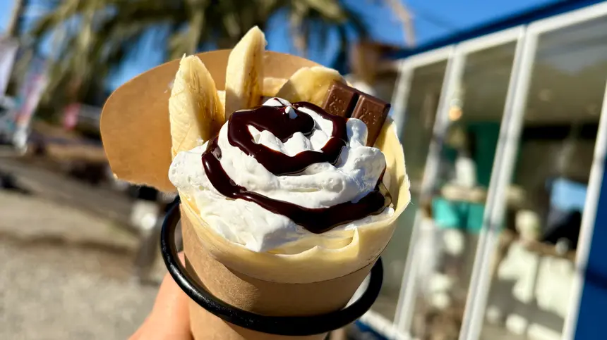 道志みちで姉妹が営むおしゃれなクレープ店『LA・BELL(ラ・ベル)』